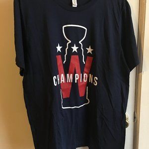Bella+Canvas. - Champions,  T-Shirt